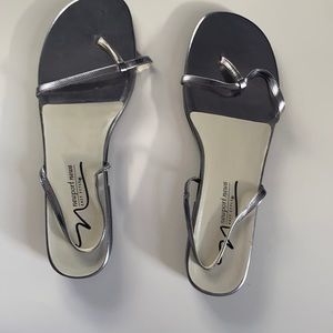 Women’s Silver Sandals: Women’s 11